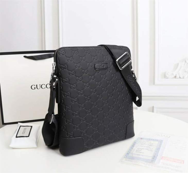 Picture of Gucci Mens Bags _SKUfw125267958fw